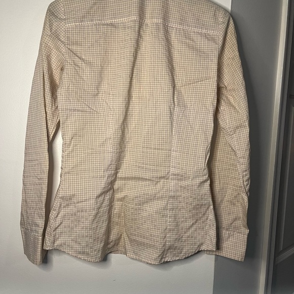 H&M Beige Checkered Button up - Picture 6 of 9